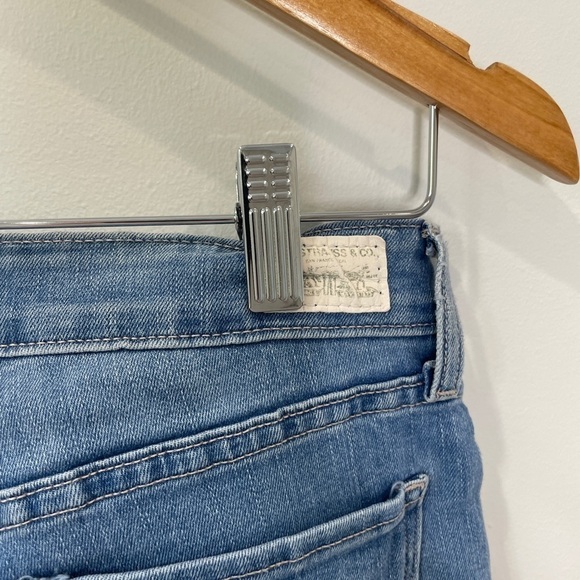 Levi’s Blue Ankle Zipper Skinny Jeans - Picture 6 of 8